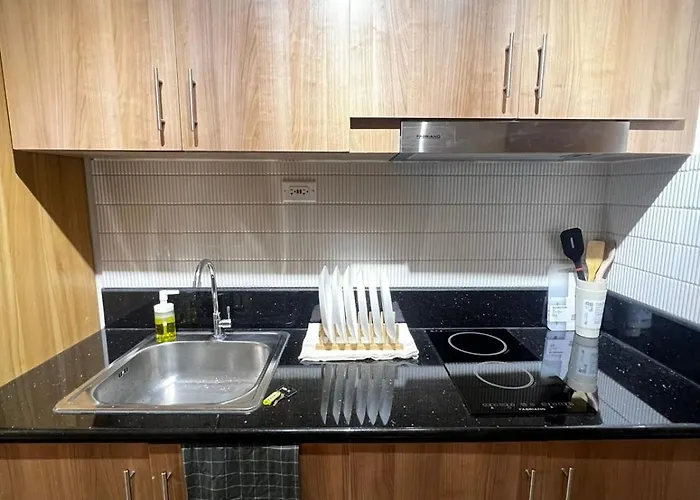 Appartement In Red Residences -self Check-in - Fast Wi-fi Manille